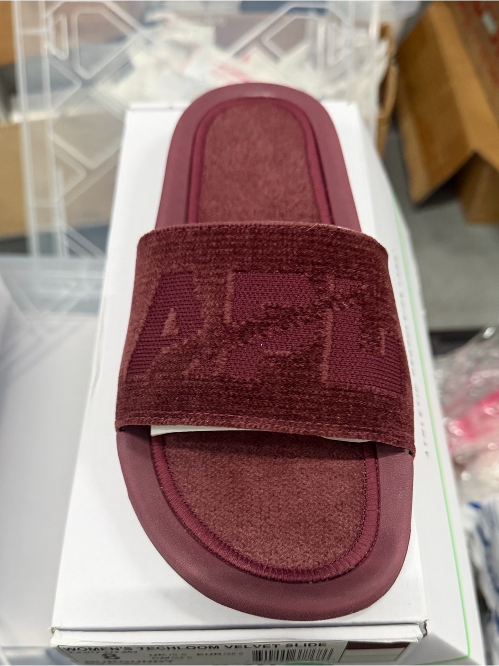 APL TechLoom Velvet Slides Burgundy Size 8 NEW